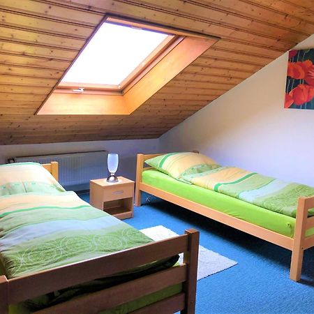 Appartement Haus Evi à Neusorg Extérieur photo